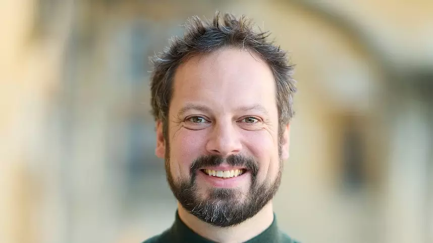 Dirk Aarts